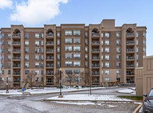 2085 Amherst Heights Dr #212, Burlington, ON L7P 5C2