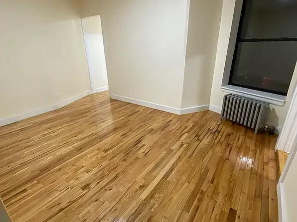 1841 Mohegan Avenue image 1 of 3