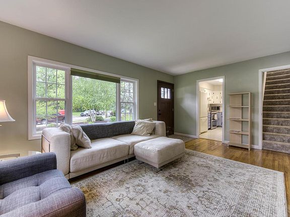 5th image of 1313 Lake St NE