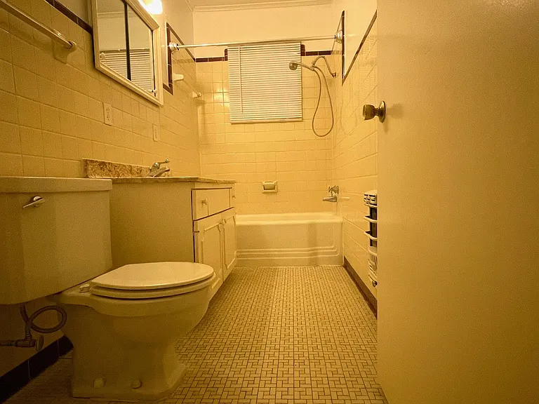 4102 Herschel Ave #102 — Photo 7