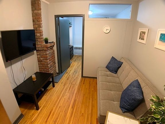 4th image of 335 E 33rd St #4F