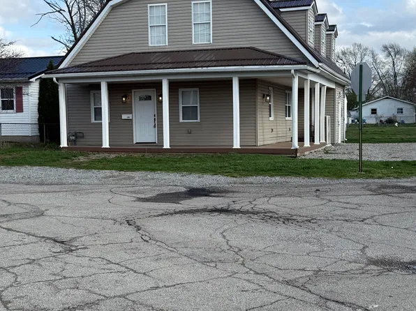 339 W Oak St, Washington Court House, OH 43160