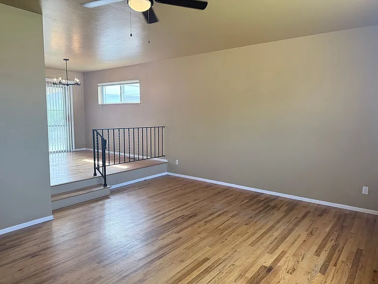 1419 Prado Dr — Photo 4