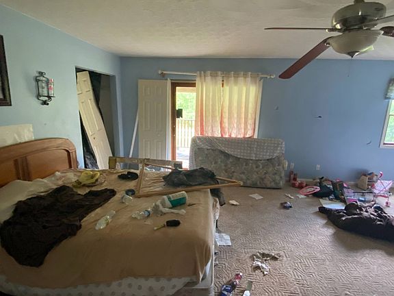 5th image of 110 Burberry Ln