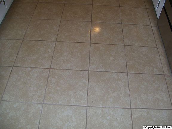 5th image of 353 Jack Coleman Dr NW