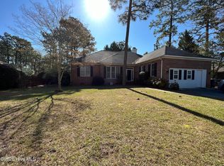 50 Catalpa Lane S, Pinehurst, NC 28374