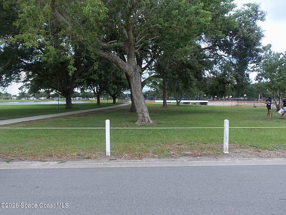 2nd image of 346 Egret Cir