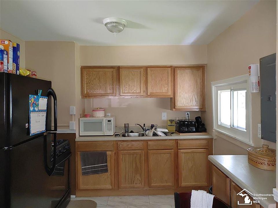 18576 Henry St, Melvindale, MI 48122 Zillow