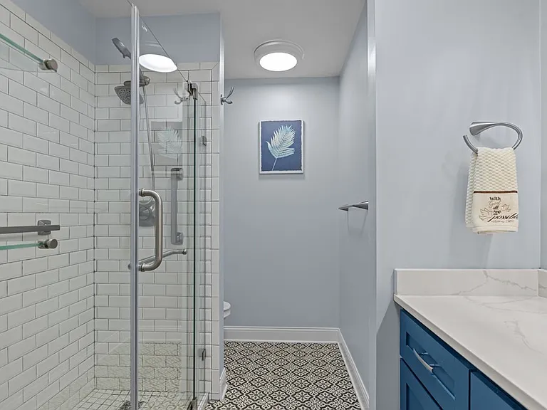 3700 Fairmont Dr — Photo 7