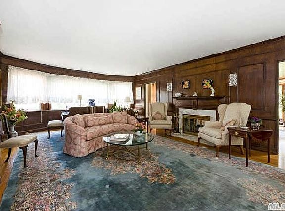 3rd image of 181 Country Club Dr