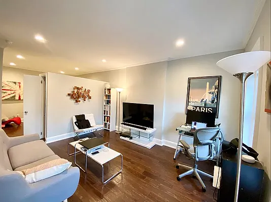 Rented by Living New York | media 18