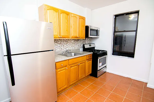 Rented by New York Residence | media 11