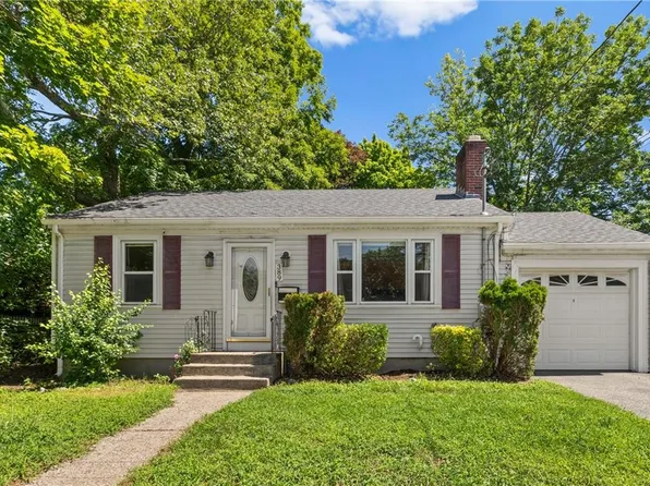 389 Great Rd, Lincoln, RI 02865