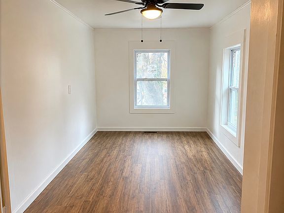5th image of 917 Heights Rd