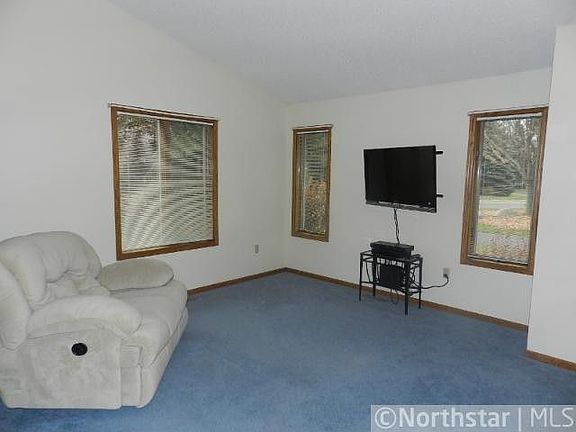 3rd image of 4453 Park Ct