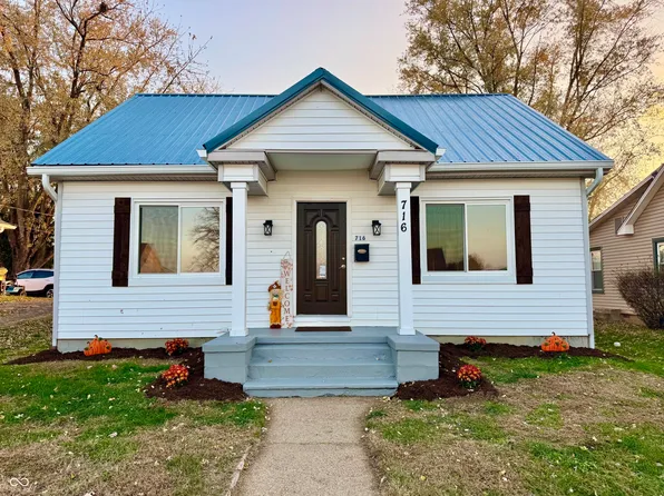 716 W Walnut St, Brownstown, IN 47220