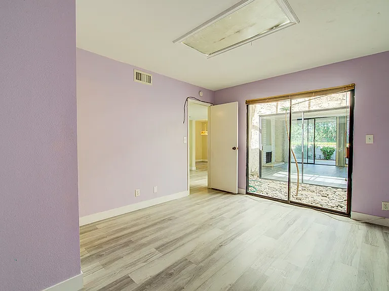 2574 Pera Cir — Photo 7