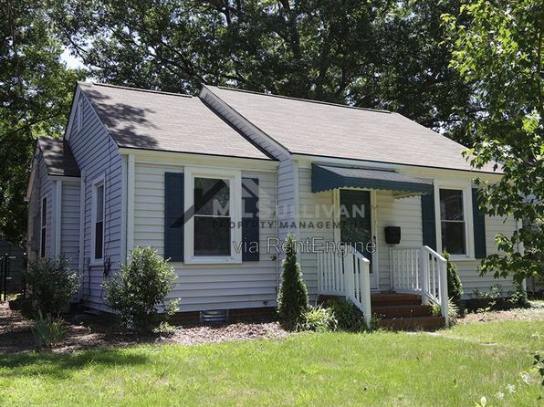 102 E Edgewood Dr
