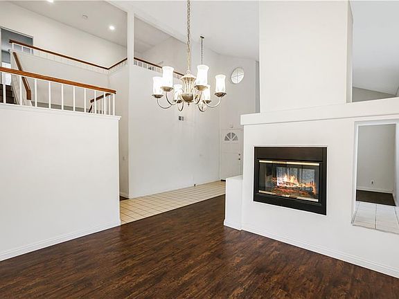 5th image of 15563 Quiet Oak Dr