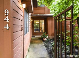 944 SW 55th Ter, Gainesville, FL 32607