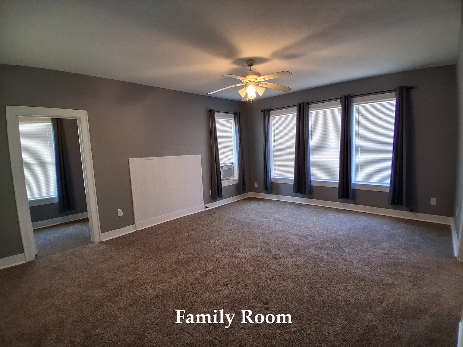 2 bed, 1024 sqft, $1,200 — Photo 3