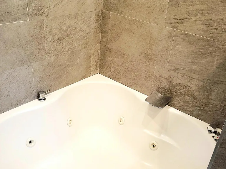 130 Grant Ave — Photo 7