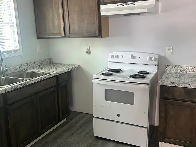 3069 Sharpe Ave #4 — Photo 3