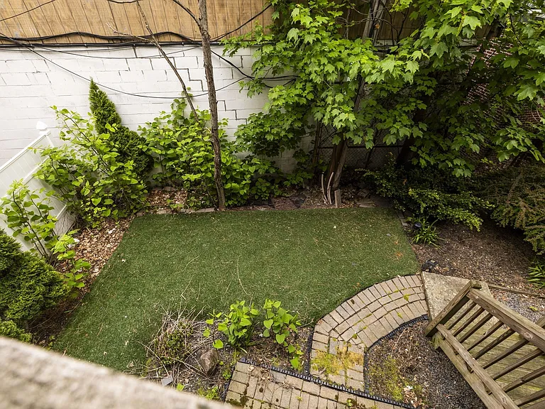 22 Emerson St #1 — Photo 7