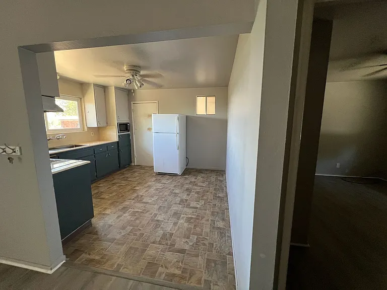 1001 Pardi Way — Photo 5