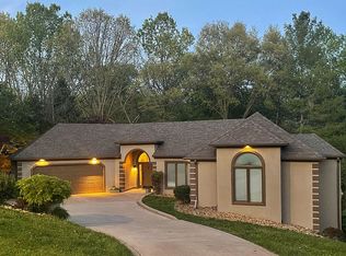 148 Ridgewood Dr, Bowling Green, KY 42103