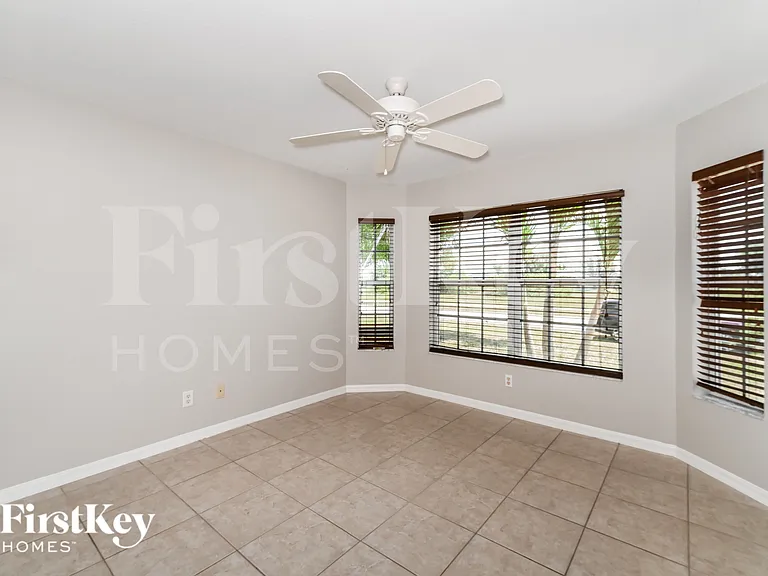 1138 Nelson Rd N — Photo 11