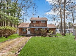 316 Court House Ln, Pascoag, RI 02859