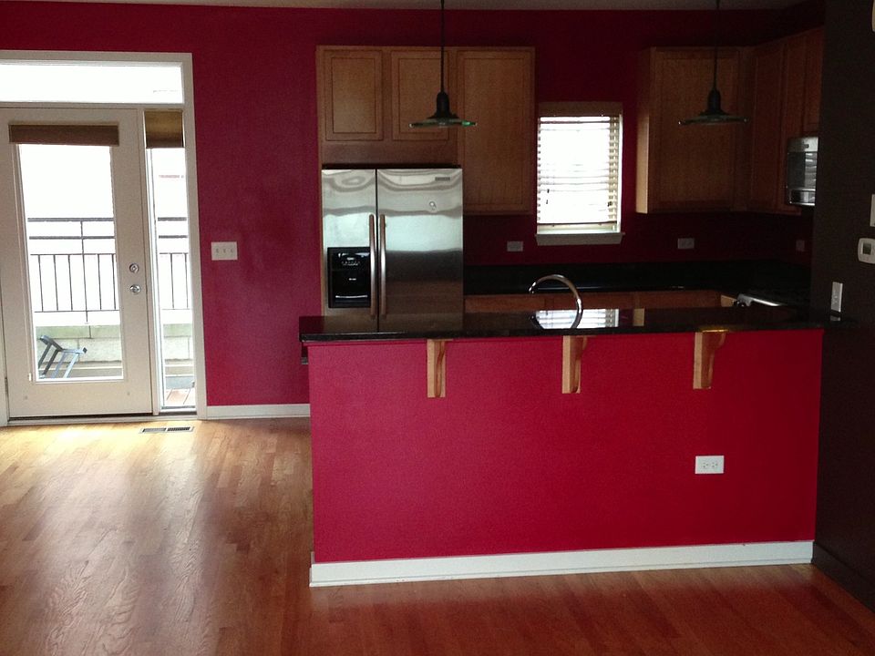 2nd image of 2307 S Wabash Ave