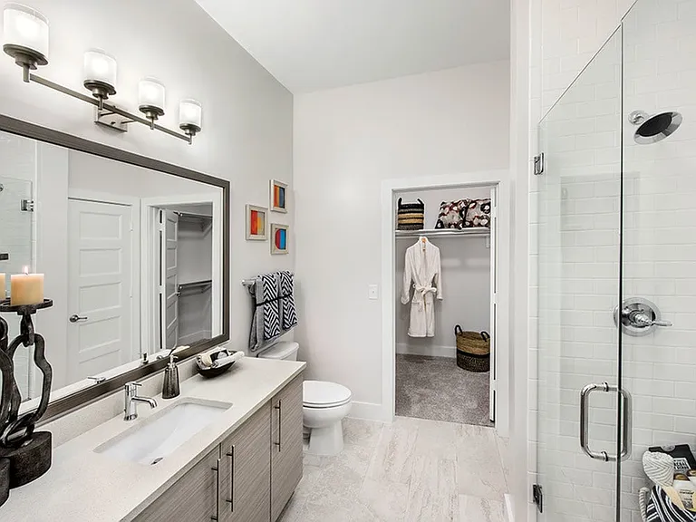 AMLI Buckhead — Photo 38