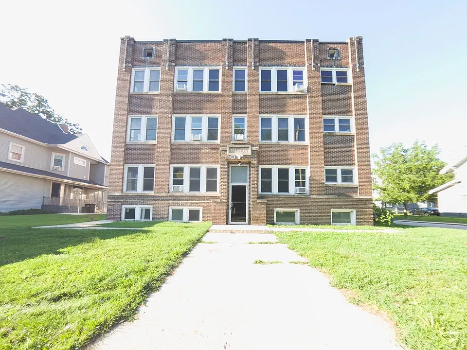 Cottage Heights Apartments
