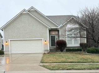 7302 W 157th Ter, Overland Park, KS 66223