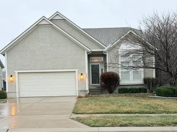 7302 W 157th Ter, Overland Park, KS 66223
