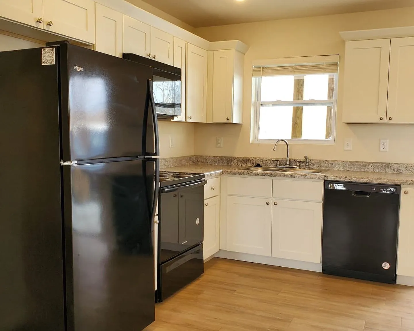 323 Cedar Cove Apt# 102 Burfordville MO — Photo 4