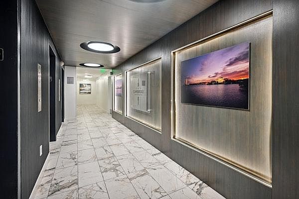 Building Photo 5