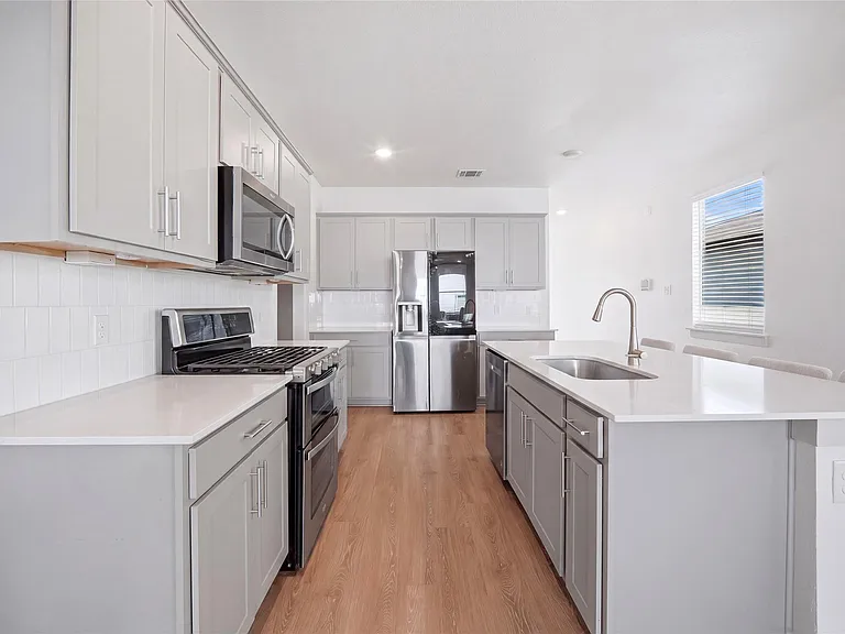 515 Millbrook Blvd — Photo 11