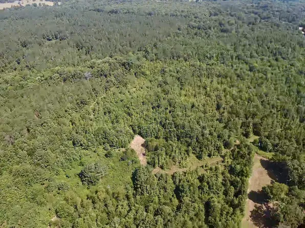 572 Fm 195, Clarksville, TX 75426