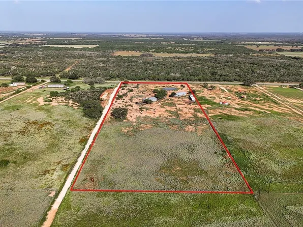 5754 Fm 2504, Poteet, TX 78065