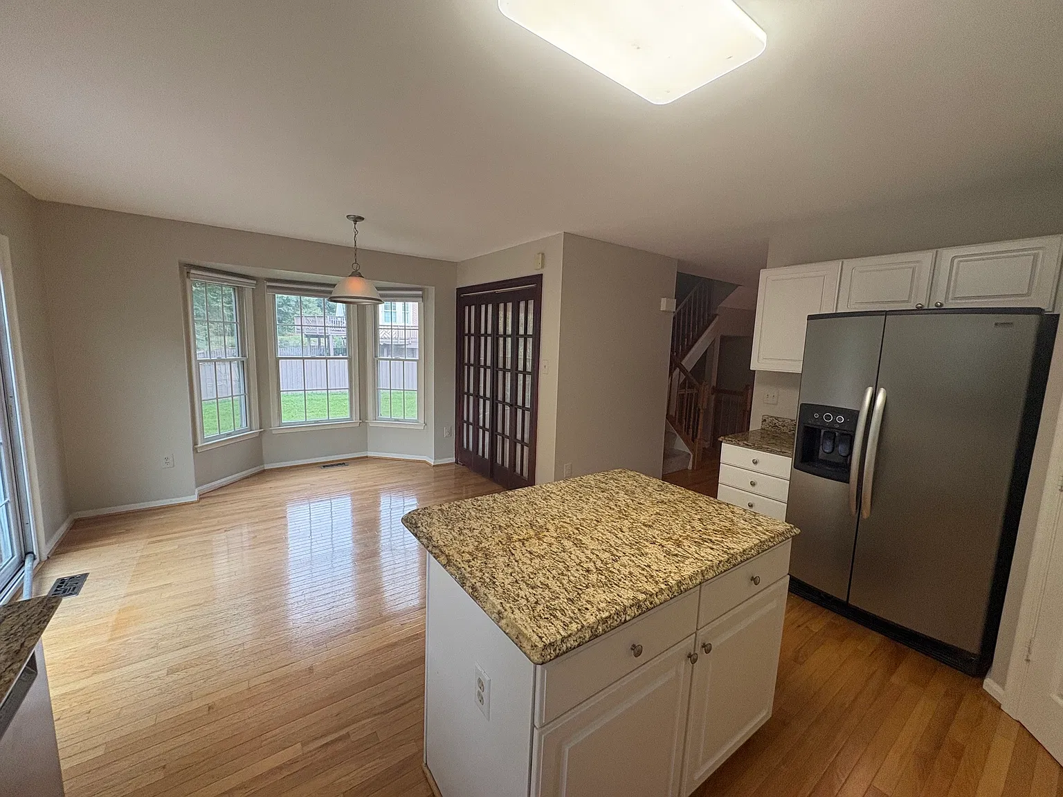 4 bed, 3.5 bath, 1652 sqft, $3,200 — Photo 4