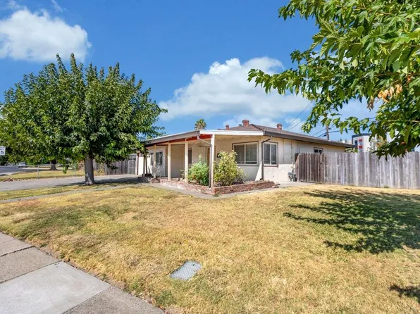 2415 Manchester St, West Sacramento, CA 95691