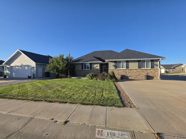 1182 Woodbridge Ct, Sidney, NE 69162