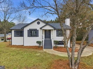 2 Dove Trl, Cartersville, GA 30120