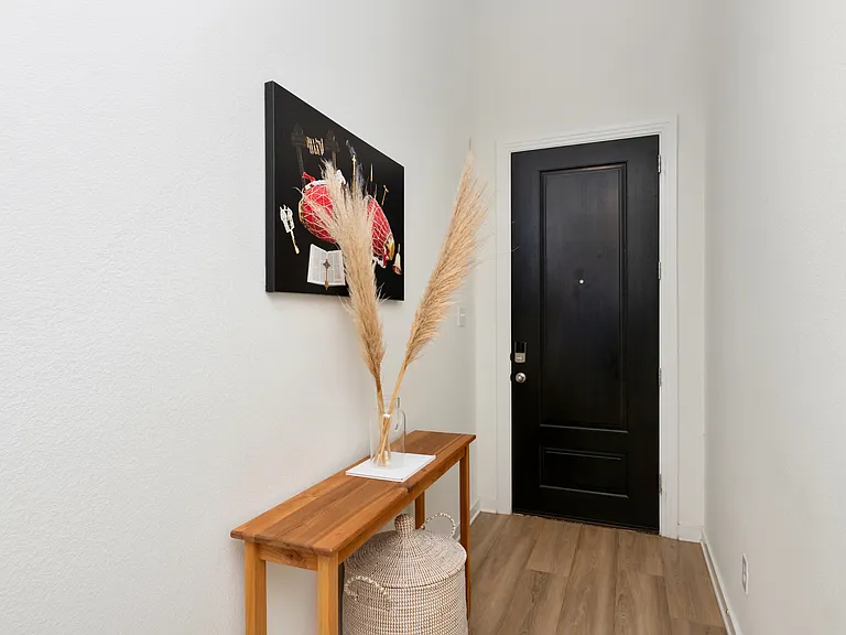 635 Brockwell Bnd — Photo 3