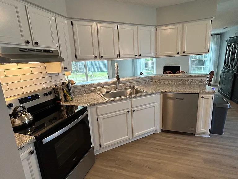 2624 Idlebrook Cir — Photo 10