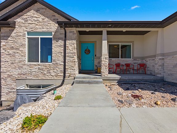 4th image of 865 S Settlement Canyon Rd