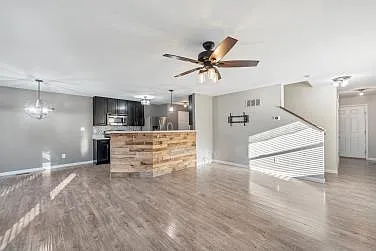 1815 Hyland Green Dr — Photo 17